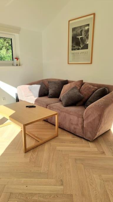 Haus Am Waldrand Und In Seenaehe 레닌 외부 사진
